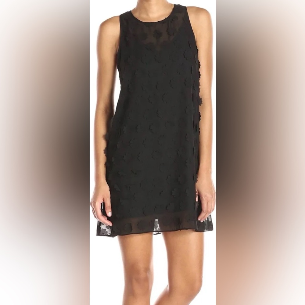 BCBGeneration Black Floral Appliqué Chiffon Shift Dress • Elegant Cocktail Mini